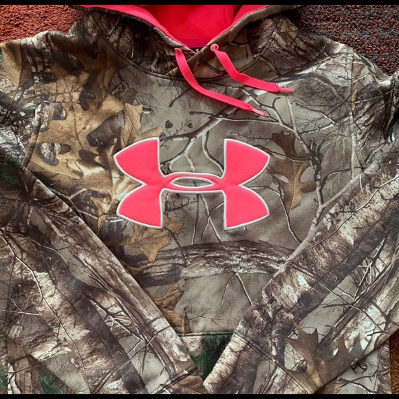 Under Armour Camouflage hoodie - Picture 2 of 3